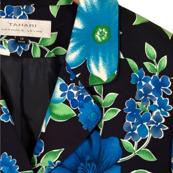 Tahari-Floral cotton blazer Arthur S. Levine. Size 12 lined, 3/4 sleeve EUC! - Picture 10 of 15